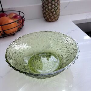 Vintage Green Glass Basketweave Serving Bowl Scalloped Edge Mid Century 8.5"